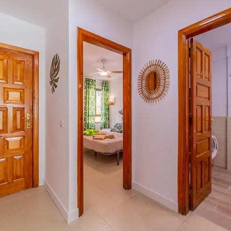 Apartment Oasi En Alondras Park *