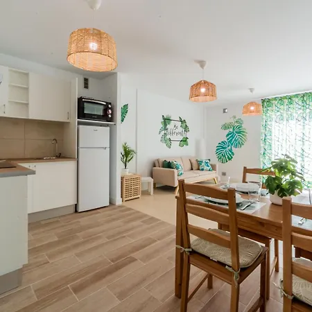 Apartment Oasi En Alondras Park *