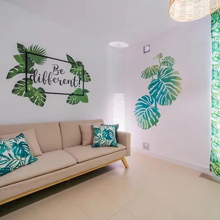 Апартаменты Oasi En Alondras Park Коста-дель-Силенцио