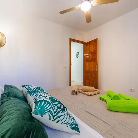 Oasi En Alondras Park Apartment *