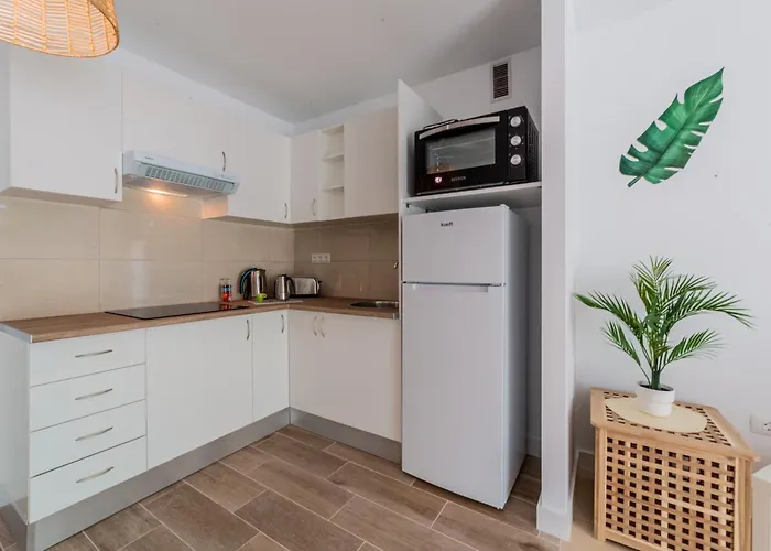 Apartment Oasi En Alondras Park