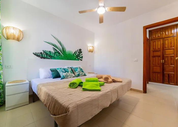 Apartment Oasi En Alondras Park