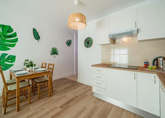 Apartment Oasi En Alondras Park *